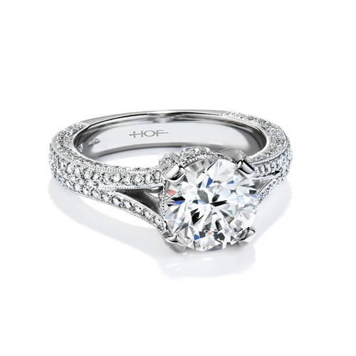 White Gold Diamond Ring for an Engagement Ring