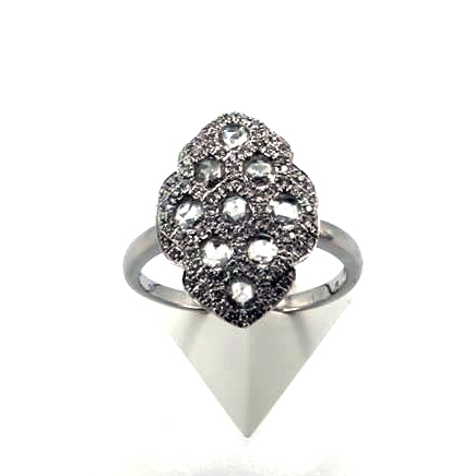 pave-dinner-style-ring