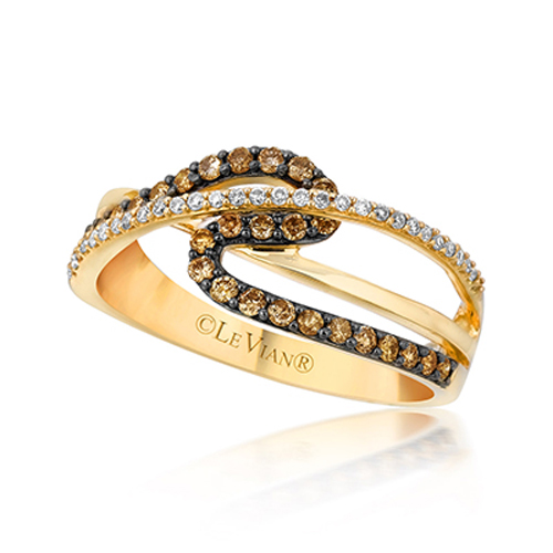 LeVian jewelers feature chocolate diamonds in their chocoate collection.