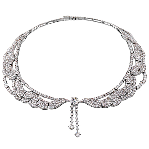 Diamond Collar for a girlfriend gift on Valentine's Day or anyday.