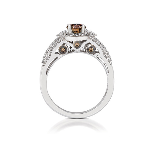 Le Vian bridal has many uniquely designed engagement rings and wedding bands.