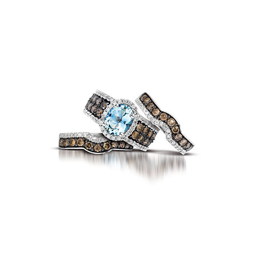 LeVian designs rings with fancy colored diamonds also.