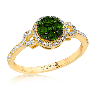 Le Vian creates beautiful engagement rings in all colors of diamonds.