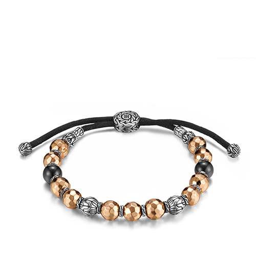 The Classic Chain bracelet features black tourmaline.