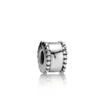 Pandora Charm  Style# 790267