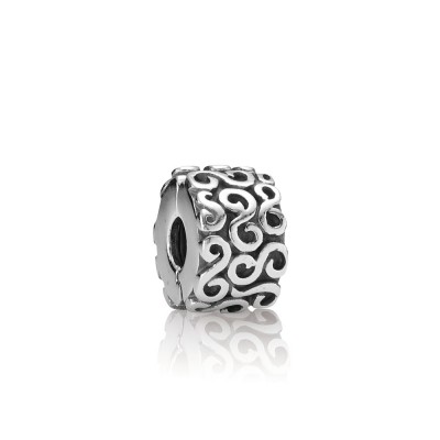 Pandora Charm  Style# 790338