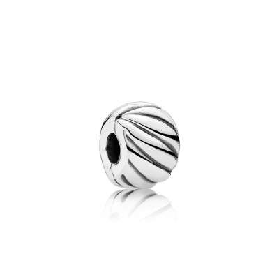 Pandora Charm  Style# 791752