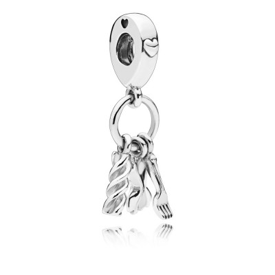 Pandora Charm  Style# 797435