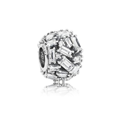Pandora Charm  Style# 797746CZ